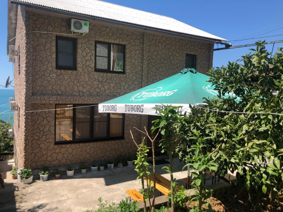 Guesthouse On Sovhoznaya 18 Гагра Екстериор снимка