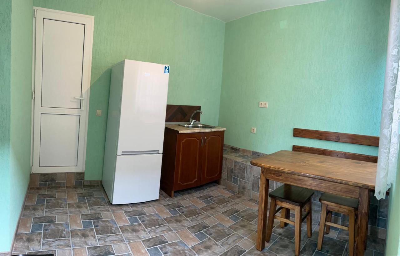 Guesthouse On Sovhoznaya 18 Гагра Екстериор снимка