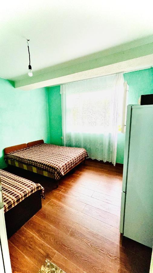 Guesthouse On Sovhoznaya 18 Гагра Екстериор снимка